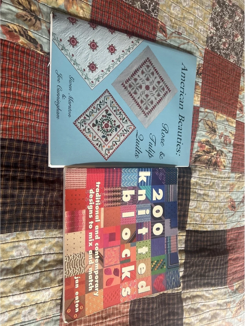 American Beauties: Rose and Tulip Quilts by Gwen Marston & Joe Cunningham